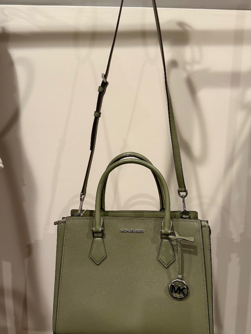 Michael Kors Handbag, NWOT, Green, Shoulder strap (removable)  or Handbag